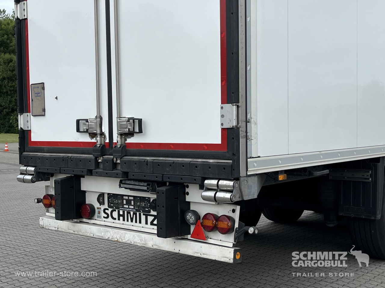 SCHMITZ Auflieger Tiefkühler Multitemp Double deck - Изотермална полуприколка: слика 4 SCHMITZ Auflieger Tiefkühler Multitemp Double deck - Изотермална полуприколка: слика 4