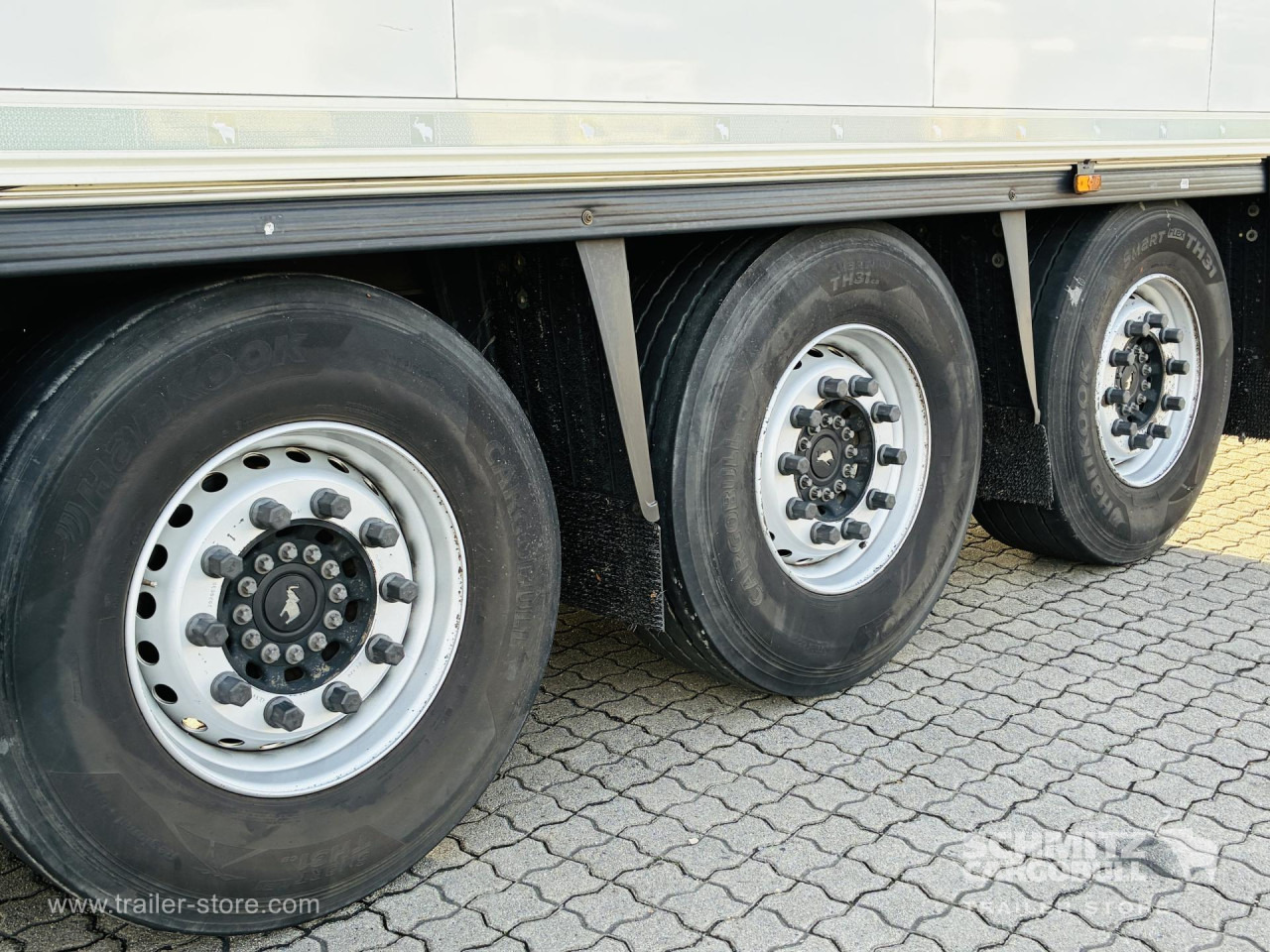 SCHMITZ Auflieger Tiefkühler Multitemp Double deck - Изотермална полуприколка: слика 5 SCHMITZ Auflieger Tiefkühler Multitemp Double deck - Изотермална полуприколка: слика 5