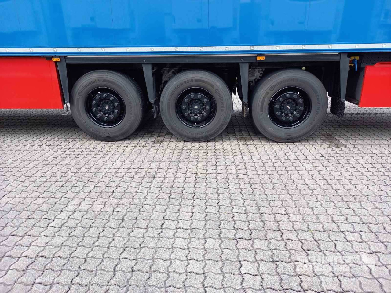 SCHMITZ Auflieger Tiefkühler Multitemp - Изотермална полуприколка: слика 2 SCHMITZ Auflieger Tiefkühler Multitemp - Изотермална полуприколка: слика 2