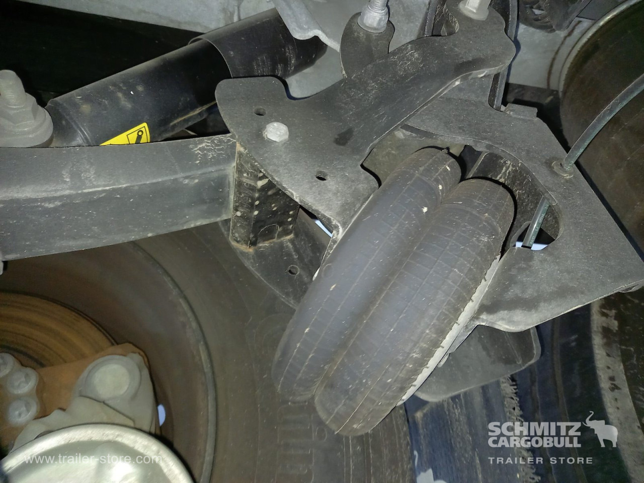 SCHMITZ Auflieger Tiefkühler Multitemp - Изотермална полуприколка: слика 4 SCHMITZ Auflieger Tiefkühler Multitemp - Изотермална полуприколка: слика 4