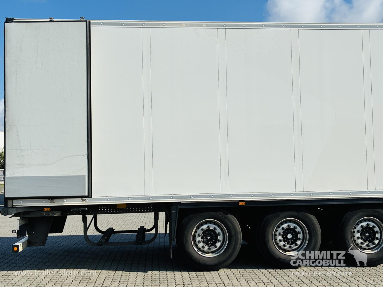 SCHMITZ Auflieger Tiefkühler Standard Double deck - Изотермална полуприколка: слика 2 SCHMITZ Auflieger Tiefkühler Standard Double deck - Изотермална полуприколка: слика 2