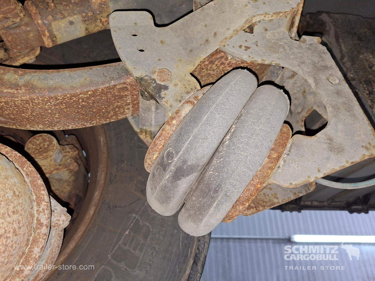 SCHMITZ Auflieger Tiefkühler Standard Double deck - Изотермална полуприколка: слика 3 SCHMITZ Auflieger Tiefkühler Standard Double deck - Изотермална полуприколка: слика 3