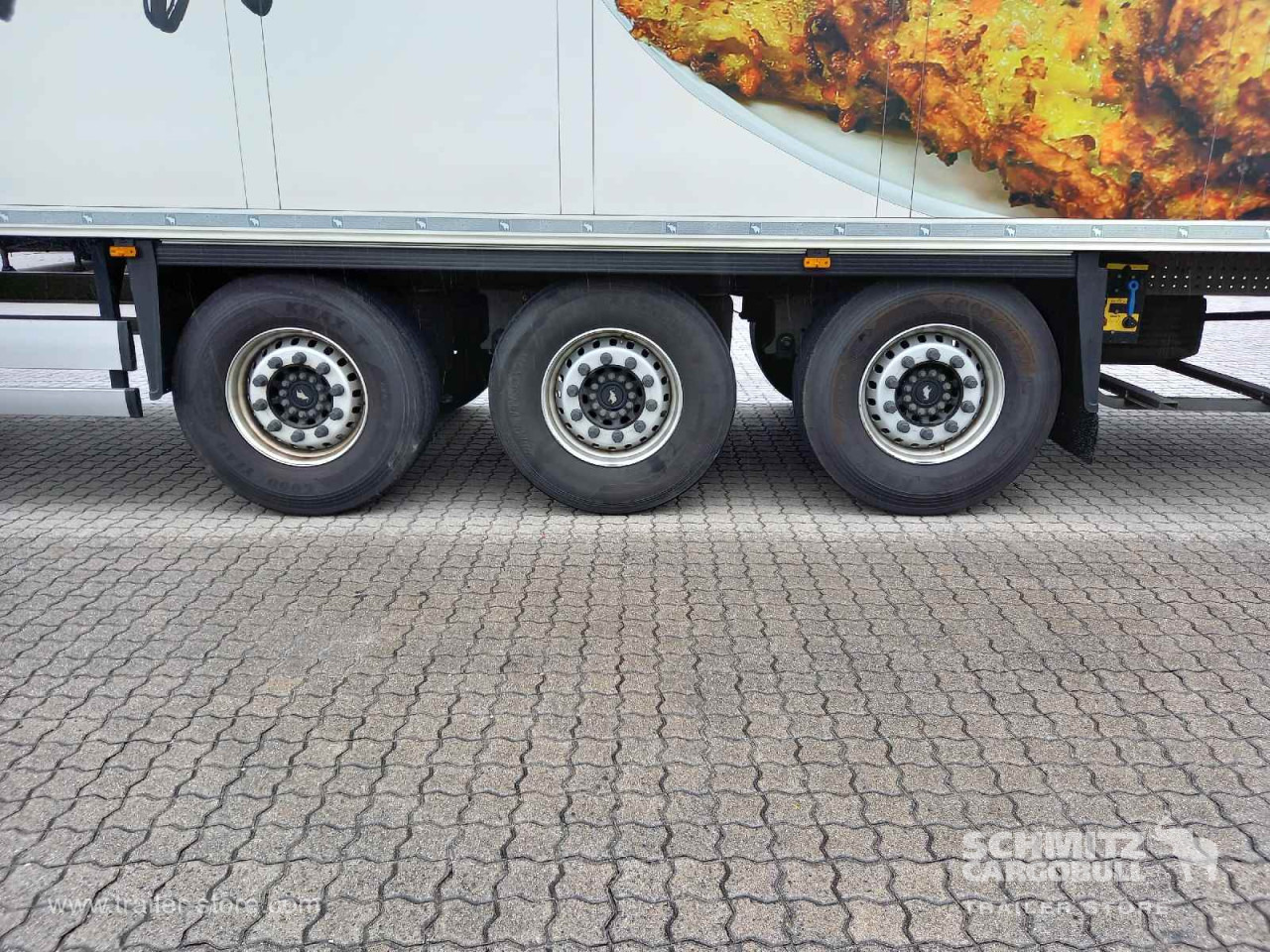 SCHMITZ Auflieger Tiefkühler Standard Double deck - Изотермална полуприколка: слика 4 SCHMITZ Auflieger Tiefkühler Standard Double deck - Изотермална полуприколка: слика 4