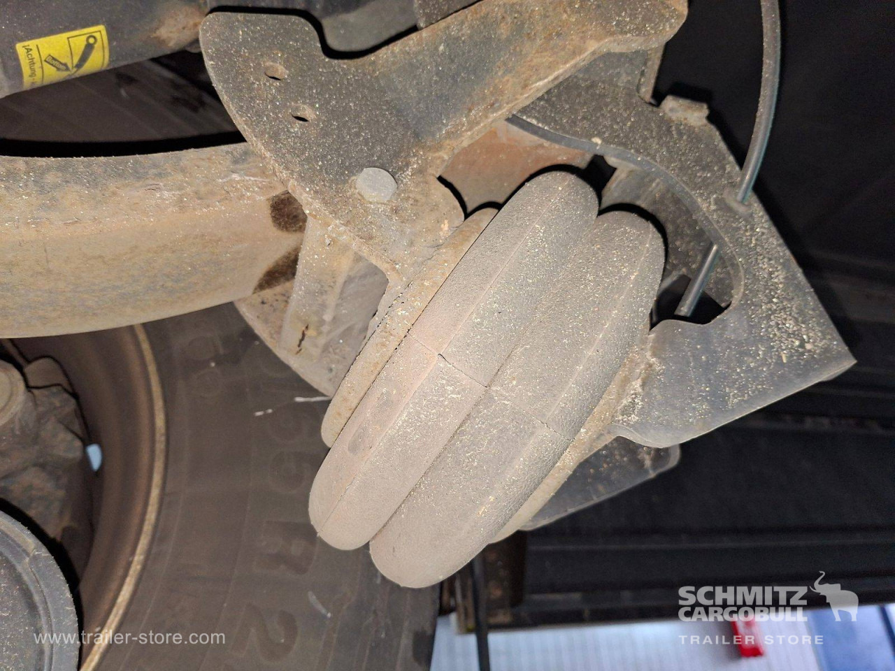 SCHMITZ Auflieger Tiefkühler Standard Double deck - Изотермална полуприколка: слика 3 SCHMITZ Auflieger Tiefkühler Standard Double deck - Изотермална полуприколка: слика 3