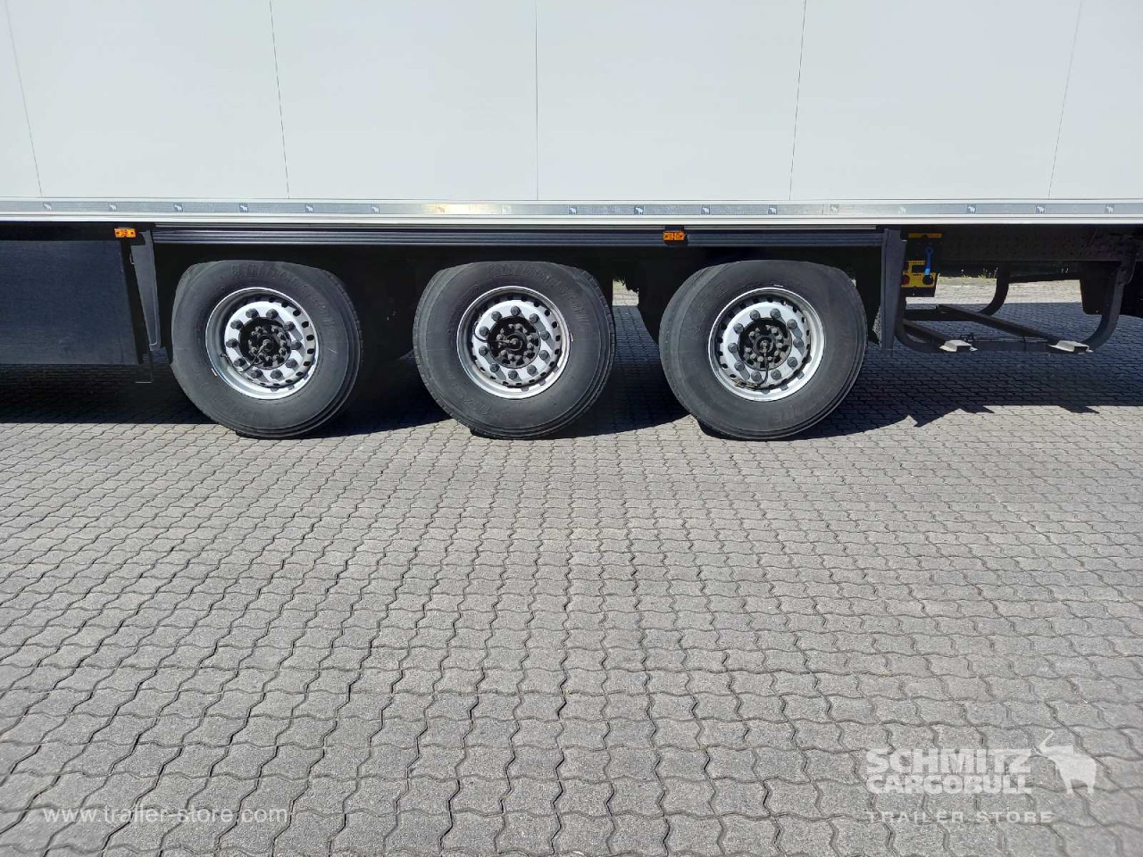 SCHMITZ Auflieger Tiefkühler Standard Double deck - Изотермална полуприколка: слика 5 SCHMITZ Auflieger Tiefkühler Standard Double deck - Изотермална полуприколка: слика 5