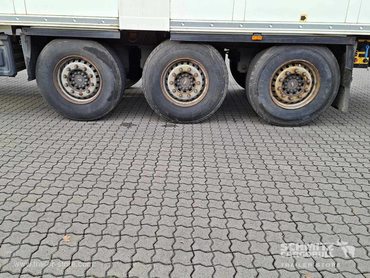 SCHMITZ Auflieger Tiefkühler Standard Double deck - Изотермална полуприколка: слика 2 SCHMITZ Auflieger Tiefkühler Standard Double deck - Изотермална полуприколка: слика 2