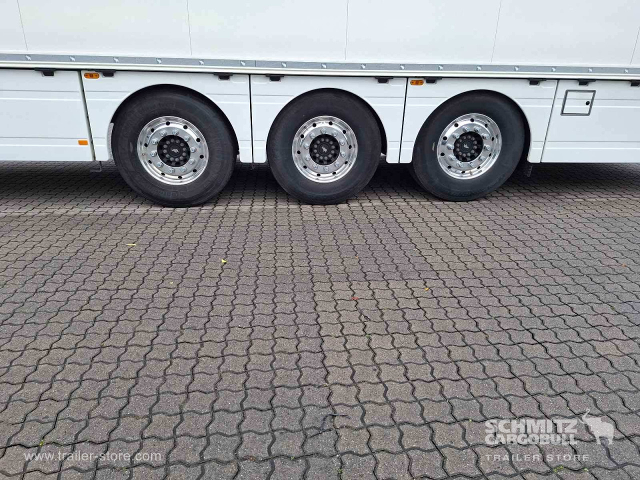 SCHMITZ Auflieger Tiefkühler Standard Double deck - Изотермална полуприколка: слика 2 SCHMITZ Auflieger Tiefkühler Standard Double deck - Изотермална полуприколка: слика 2