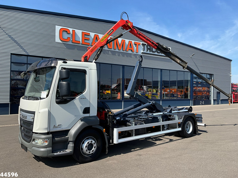 DAF FA LF 250 Euro 6 Palfinger 6,5 Tonmeter laadkraan - Камион со кука за подигање, Камион со кран: слика 1 DAF FA LF 250 Euro 6 Palfinger 6,5 Tonmeter laadkraan - Камион со кука за подигање, Камион со кран: слика 1