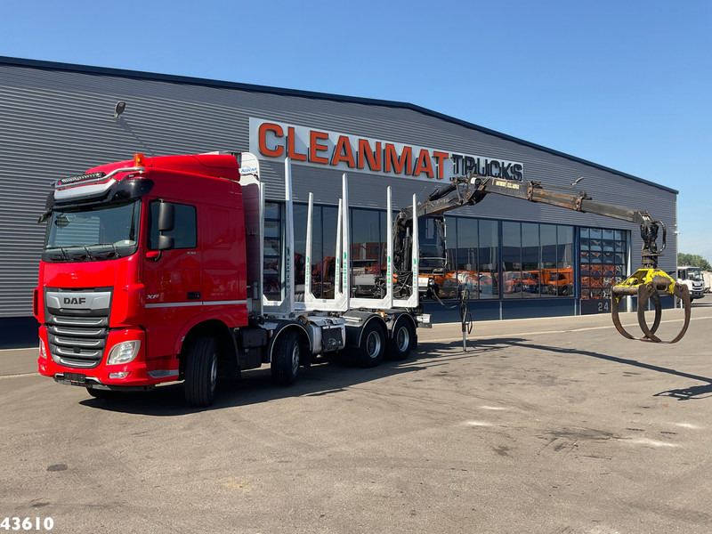 DAF FAD XF 530 8x4 Holzkran - Камион со кран: слика 1 DAF FAD XF 530 8x4 Holzkran - Камион со кран: слика 1