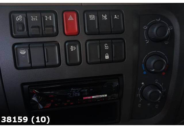 Камион за ѓубре DAF FAG LF 260: слика 10