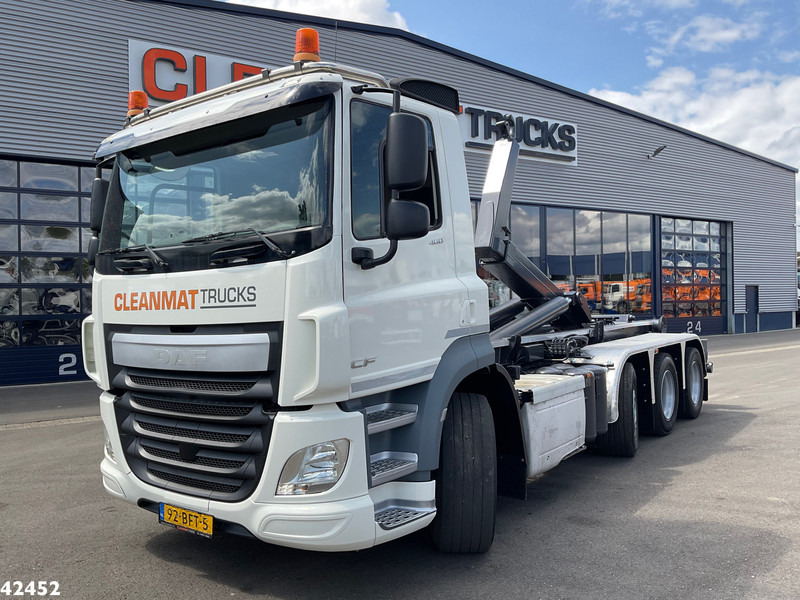DAF FAK CF 460 Tridem 8x2 Euro 6 VDL 30 Ton haakarmsysteem - Камион со кука за подигање: слика 1 DAF FAK CF 460 Tridem 8x2 Euro 6 VDL 30 Ton haakarmsysteem - Камион со кука за подигање: слика 1