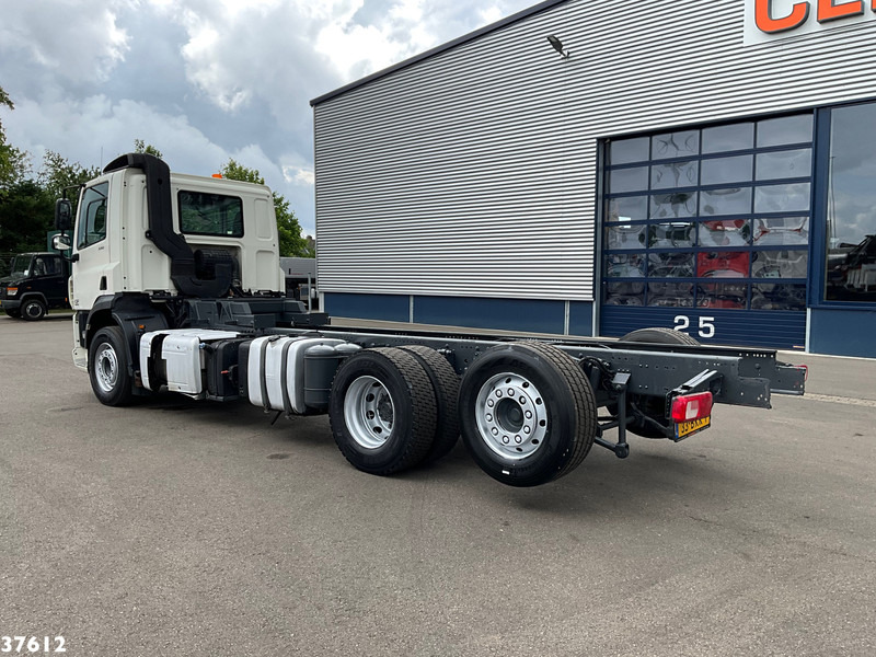 DAF FAN CF 330 Euro 6 Chassis cabine met kraanponton! Just 102.023 km! - Камион со кабинска шасија: слика 5 DAF FAN CF 330 Euro 6 Chassis cabine met kraanponton! Just 102.023 km! - Камион со кабинска шасија: слика 5