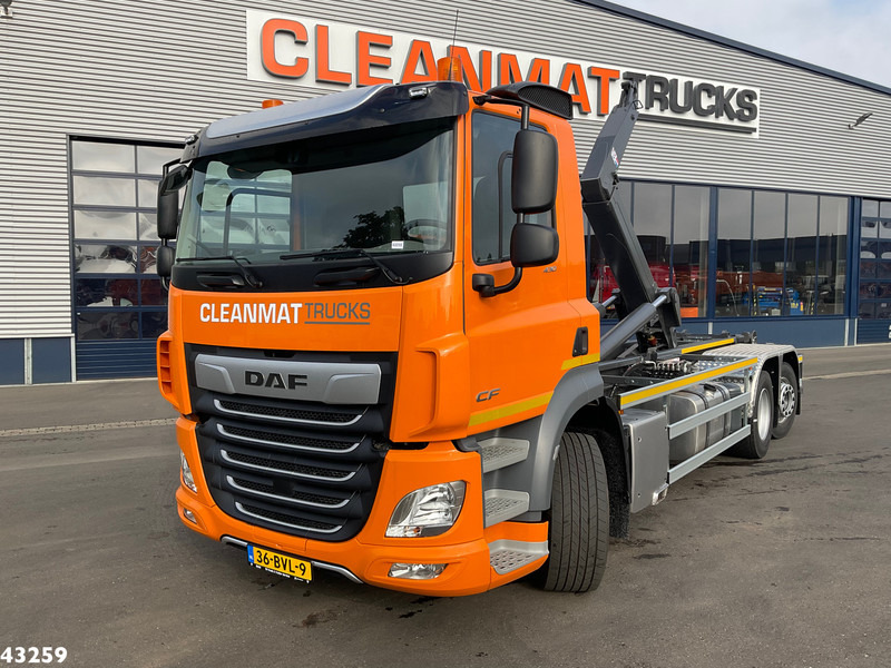 DAF FAN CF 430 VDL 21 Ton haakarmsysteem - Камион со кука за подигање: слика 1 DAF FAN CF 430 VDL 21 Ton haakarmsysteem - Камион со кука за подигање: слика 1