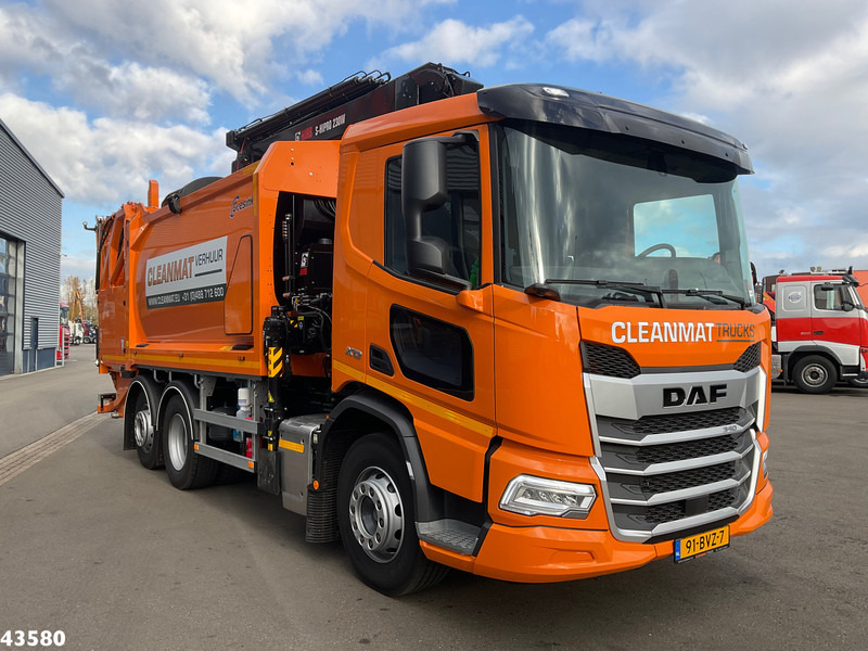 DAF FAN XD 340 Hiab 23 Tonmeter laadkraan + Welvaarts Weighing system - Камион за ѓубре: слика 3 DAF FAN XD 340 Hiab 23 Tonmeter laadkraan + Welvaarts Weighing system - Камион за ѓубре: слика 3
