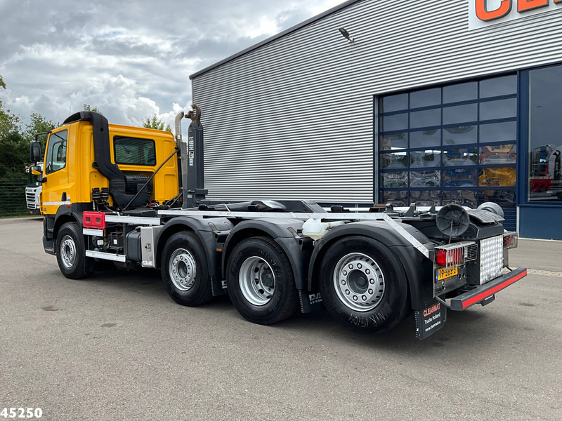 DAF FAQ 85 CF 410 8x2 Hiab 26 Ton haakarmsysteem Just 255.550 km! - Камион со кука за подигање: слика 2 DAF FAQ 85 CF 410 8x2 Hiab 26 Ton haakarmsysteem Just 255.550 km! - Камион со кука за подигање: слика 2