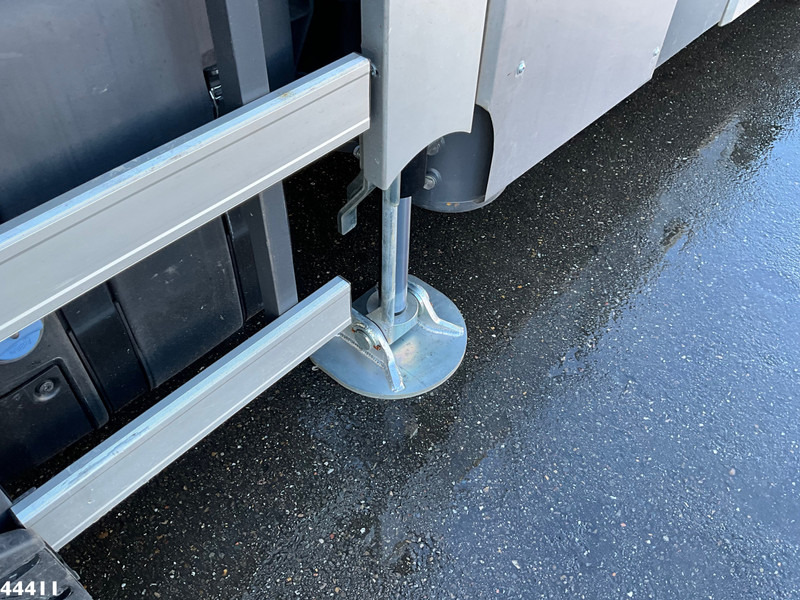 Камион со кука за подигање, Камион со кран DAF FAQ XD 450 8x2 Euro 6 HMF 28 Tonmeter laadkraan: слика 9 Камион со кука за подигање, Камион со кран DAF FAQ XD 450 8x2 Euro 6 HMF 28 Tonmeter laadkraan: слика 9