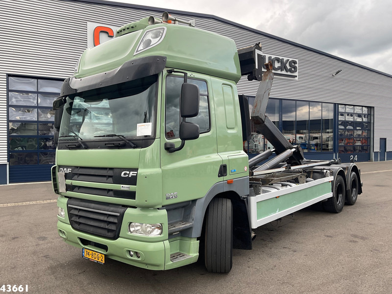 DAF FAS 85 CF 410 VDL 21 Ton haakarmsysteem - Камион со кука за подигање: слика 1 DAF FAS 85 CF 410 VDL 21 Ton haakarmsysteem - Камион со кука за подигање: слика 1