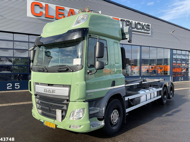 DAF FAS CF 440 Euro 6 VDL 21 Ton haakarmsysteem - Камион со кука за подигање: слика 2 DAF FAS CF 440 Euro 6 VDL 21 Ton haakarmsysteem - Камион со кука за подигање: слика 2
