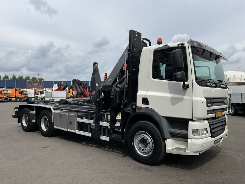 Ginaf X 3232 S Euro 5 Manual Hiab 28 Tonmeter laadkraan - Камион со кука за подигање, Камион со кран: слика 3 Ginaf X 3232 S Euro 5 Manual Hiab 28 Tonmeter laadkraan - Камион со кука за подигање, Камион со кран: слика 3