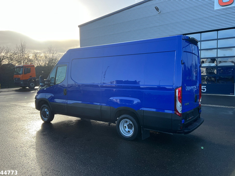 Iveco Daily 35C18 RIONED hogedrukwater installatie - Вакуумски камион: слика 3 Iveco Daily 35C18 RIONED hogedrukwater installatie - Вакуумски камион: слика 3