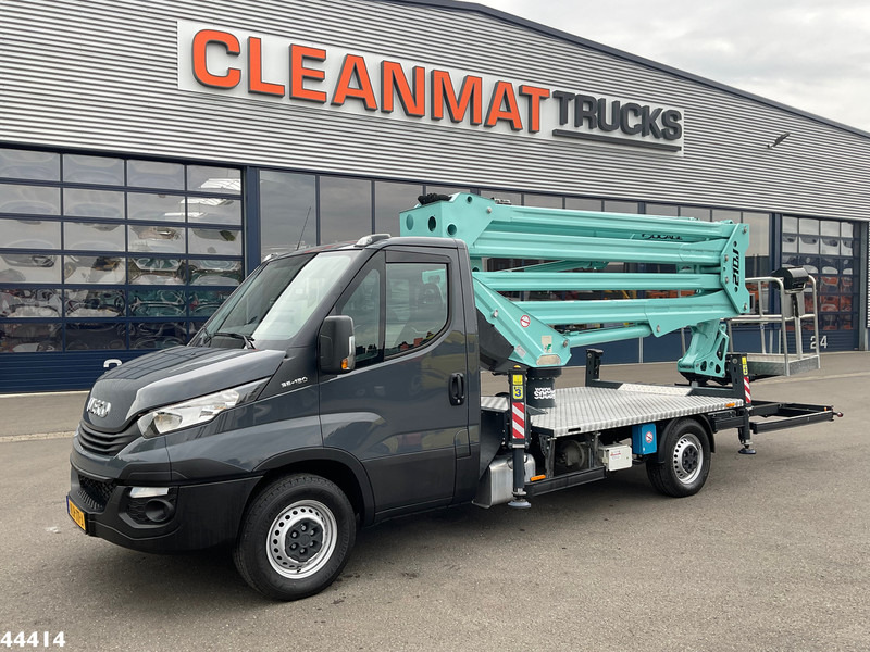 Iveco Daily 35S12 20 Meter hoogwerker + JIB Just 6.039 km! - Камион: слика 3 Iveco Daily 35S12 20 Meter hoogwerker + JIB Just 6.039 km! - Камион: слика 3