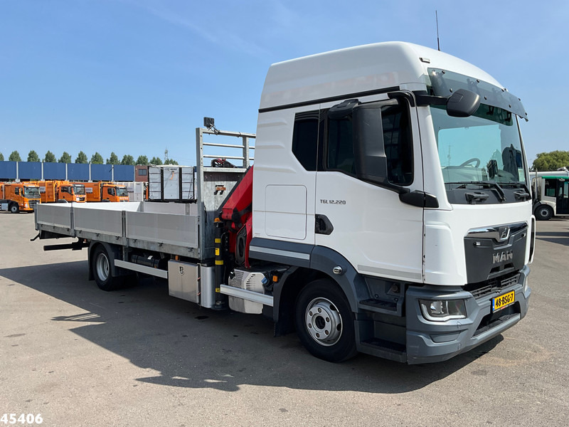 MAN TGL 12.220 Euro 6 Palfinger 11 Tonmeter laadkraan Just 54.870 km! - Камион со кран: слика 5 MAN TGL 12.220 Euro 6 Palfinger 11 Tonmeter laadkraan Just 54.870 km! - Камион со кран: слика 5
