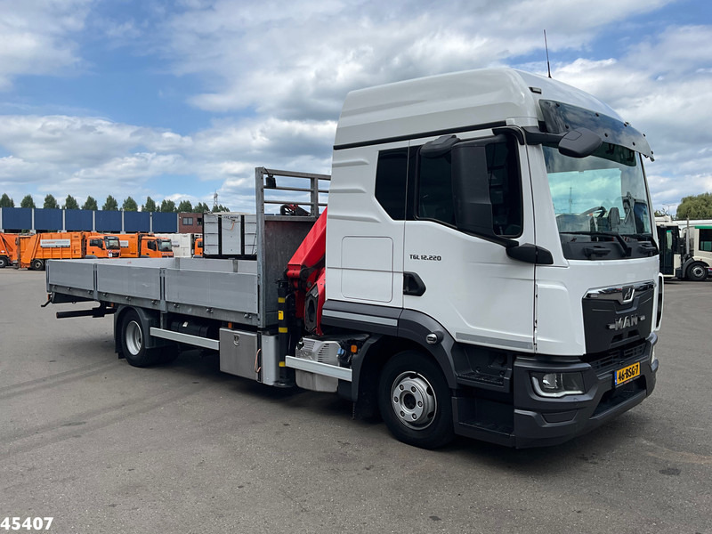 MAN TGL 12.220 Euro 6 Palfinger 11 Tonmeter laadkraan Just 60.518 km! - Камион со кран: слика 5 MAN TGL 12.220 Euro 6 Palfinger 11 Tonmeter laadkraan Just 60.518 km! - Камион со кран: слика 5