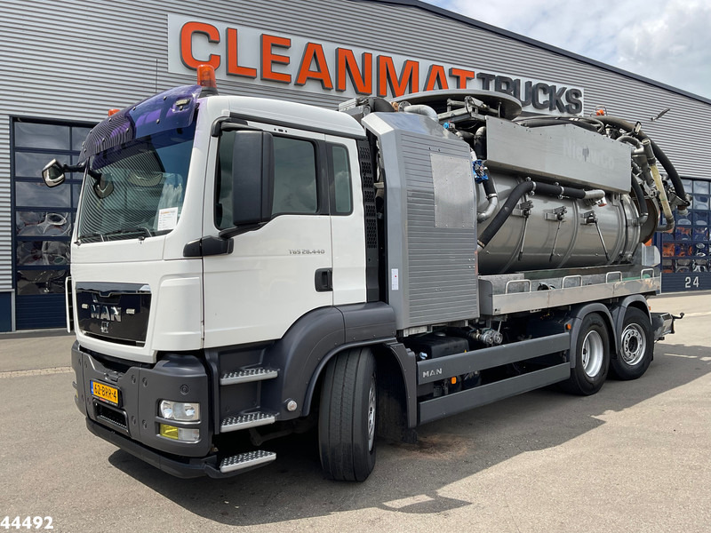 MAN TGS 28.440 FFG Flensburger 12,5m³ Saug/Spul combi Waterrecycling - Вакуумски камион: слика 2 MAN TGS 28.440 FFG Flensburger 12,5m³ Saug/Spul combi Waterrecycling - Вакуумски камион: слика 2