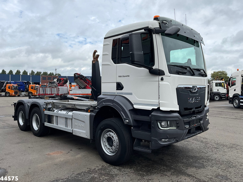 MAN TGS 33.470 6x4 Euro 6 Full Steel AJK 20 Ton haakarmsysteem - Камион со кука за подигање: слика 3 MAN TGS 33.470 6x4 Euro 6 Full Steel AJK 20 Ton haakarmsysteem - Камион со кука за подигање: слика 3