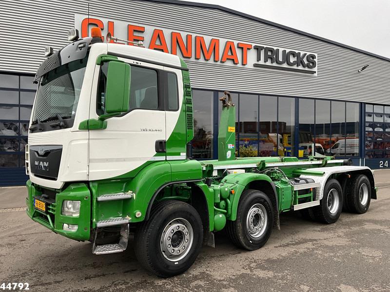 MAN TGS 43.440 8x4 Euro 6 VDL 40 Ton haakarmsysteem - Камион со кука за подигање: слика 2 MAN TGS 43.440 8x4 Euro 6 VDL 40 Ton haakarmsysteem - Камион со кука за подигање: слика 2