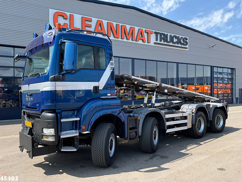 MAN TGS 43.440 8x8 HTS 30 Ton containersysteem + Vossebelt 20m³ container - Камион со кабелски систем: слика 2 MAN TGS 43.440 8x8 HTS 30 Ton containersysteem + Vossebelt 20m³ container - Камион со кабелски систем: слика 2