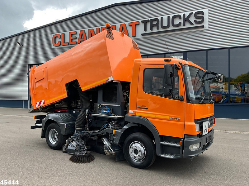 Mercedes-Benz Atego 1018 Brock Left and right sweeper Just 141.848 km! - Возило за метење: слика 1 Mercedes-Benz Atego 1018 Brock Left and right sweeper Just 141.848 km! - Возило за метење: слика 1