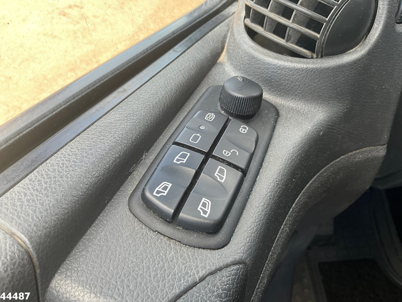 Лизинг на Mercedes-Benz Atego 1524 Euro 6 Fratelli Mazzocchia 12m² Mercedes-Benz Atego 1524 Euro 6 Fratelli Mazzocchia 12m²: слика 15