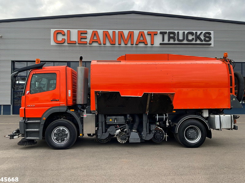 Mercedes-Benz Axor 1833 4x4 Schörling SORF Schienenreinigungs/Railway sweeper Just 38.680 Km! - Возило за метење: слика 3 Mercedes-Benz Axor 1833 4x4 Schörling SORF Schienenreinigungs/Railway sweeper Just 38.680 Km! - Возило за метење: слика 3