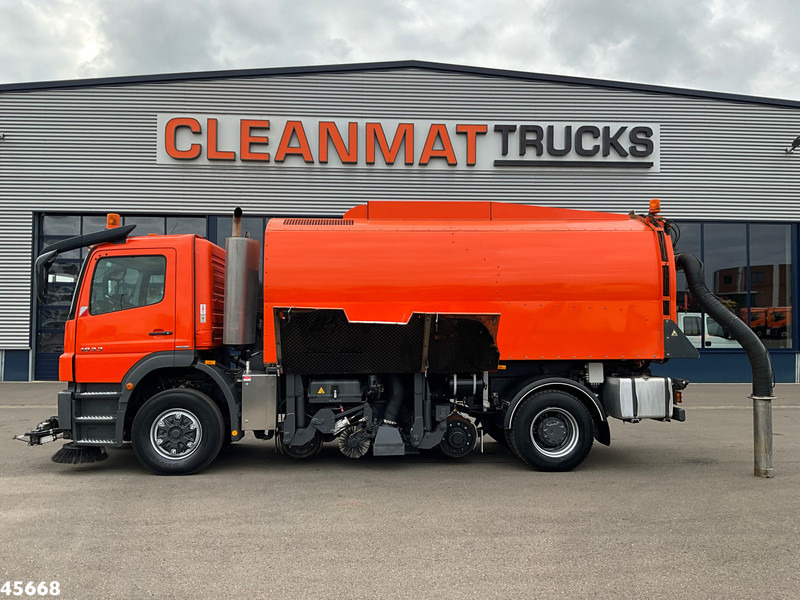 Mercedes-Benz Axor 1833 4x4 Schörling SORF Schienenreinigungs/Railway sweeper Just 38.680 Km! - Возило за метење: слика 1 Mercedes-Benz Axor 1833 4x4 Schörling SORF Schienenreinigungs/Railway sweeper Just 38.680 Km! - Возило за метење: слика 1