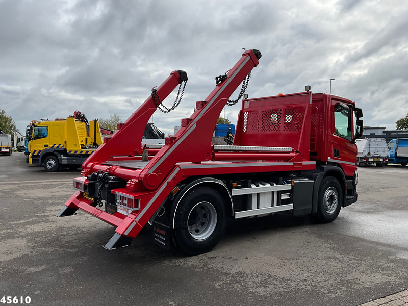 Scania P 250 Euro 6 Hyvalift 14 Ton portaalarmsysteem Just 106.234 Km! - Камион за подигање контејнери: слика 4 Scania P 250 Euro 6 Hyvalift 14 Ton portaalarmsysteem Just 106.234 Km! - Камион за подигање контејнери: слика 4