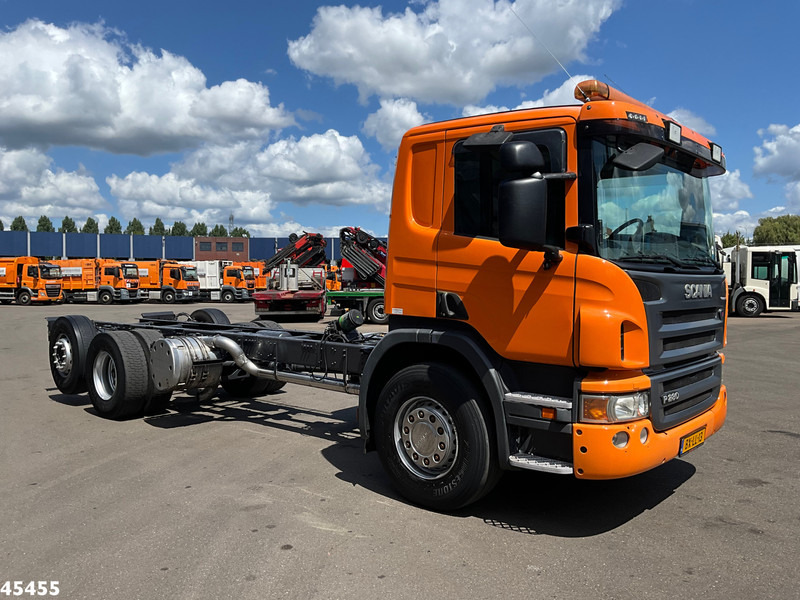 Scania P 280 6x2 Chassis Cabine with PTO Just 218.646 km! - Камион со кабинска шасија: слика 5 Scania P 280 6x2 Chassis Cabine with PTO Just 218.646 km! - Камион со кабинска шасија: слика 5