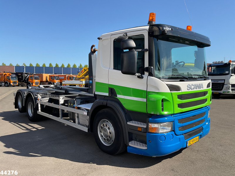 Scania P 420 VDL 21 Ton haakarmsysteem - Камион со кука за подигање: слика 5 Scania P 420 VDL 21 Ton haakarmsysteem - Камион со кука за подигање: слика 5