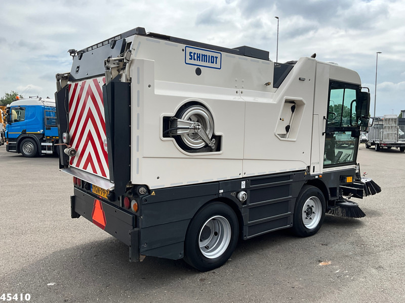 Schmidt Cleango 500 Compact Euro 6 with 3-rd brush - Возило за метење: слика 3 Schmidt Cleango 500 Compact Euro 6 with 3-rd brush - Возило за метење: слика 3