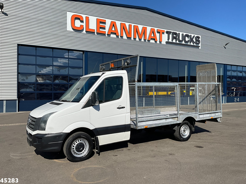 Volkswagen Crafter 35 2.0 Manual met Oprijramp - Камион со платформа: слика 2 Volkswagen Crafter 35 2.0 Manual met Oprijramp - Камион со платформа: слика 2
