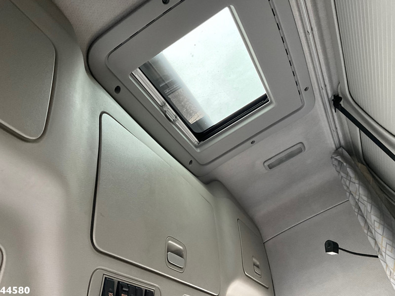 Камион со кран Volvo FH 520 8x4 Euro 5 Hiab 24 Tonmeter laadkraan + Fly-jib: слика 17