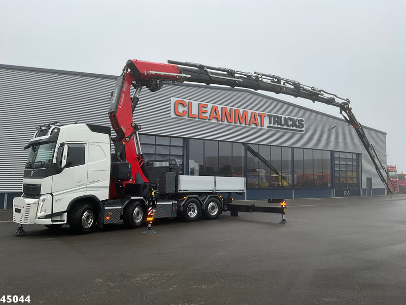 Volvo FH 540 8x2 Fassi 145 Tonmeter laadkraan + Fly-JIb Just 7.187 Km! Demo voertuig! - Камион со кран: слика 1 Volvo FH 540 8x2 Fassi 145 Tonmeter laadkraan + Fly-JIb Just 7.187 Km! Demo voertuig! - Камион со кран: слика 1