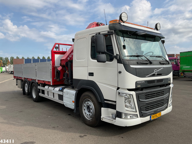 Volvo FM 500 Euro 6 HMF 32 Tonmeter laadkraan Just 166.643 km! - Камион со кран: слика 4 Volvo FM 500 Euro 6 HMF 32 Tonmeter laadkraan Just 166.643 km! - Камион со кран: слика 4