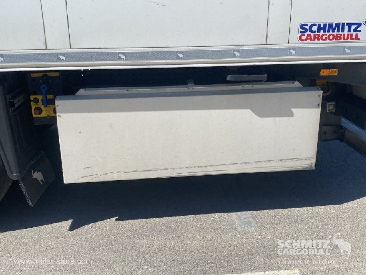 SCHMITZ Semiremolque Frigo Standard - Изотермална полуприколка: слика 3 SCHMITZ Semiremolque Frigo Standard - Изотермална полуприколка: слика 3