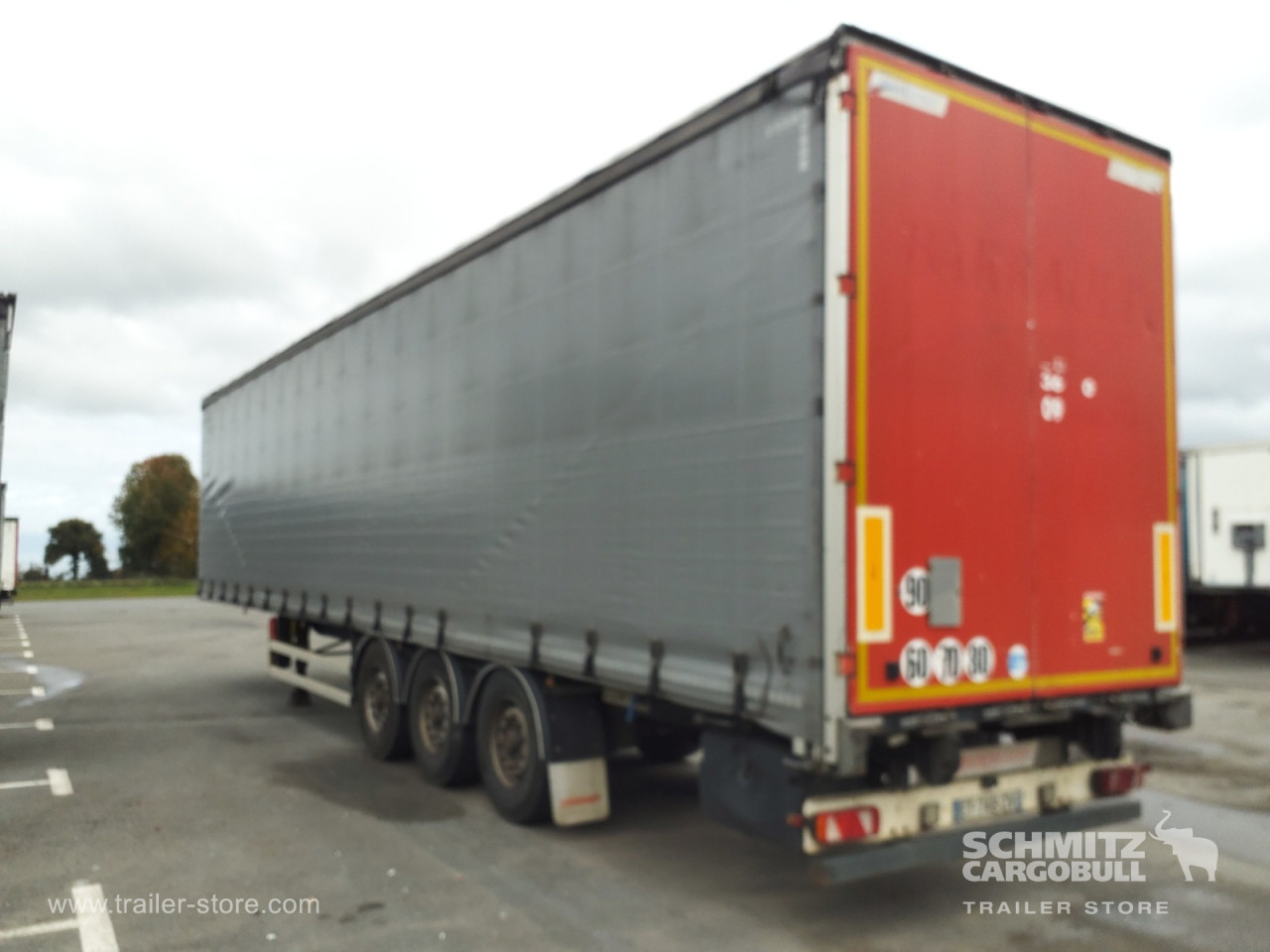 FRUEHAUF Curtainsider Standard - Полуприколка со церада: слика 3 FRUEHAUF Curtainsider Standard - Полуприколка со церада: слика 3