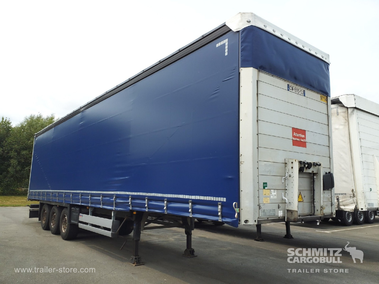 SCHMITZ Curtainsider Mega - Полуприколка со церада: слика 1 SCHMITZ Curtainsider Mega - Полуприколка со церада: слика 1