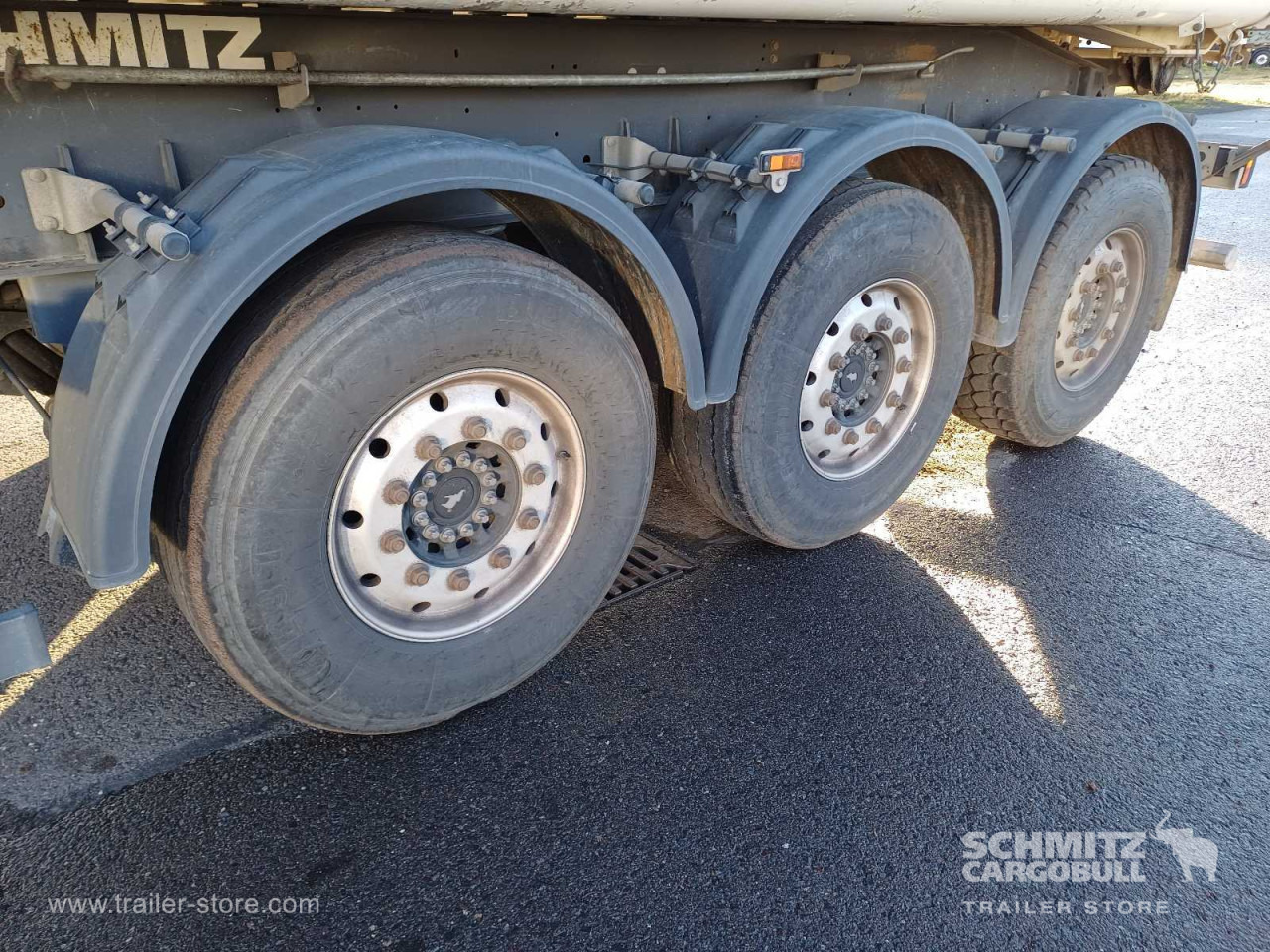 SCHMITZ Auflieger Kipper Alukastenmulde 44m³ - Кипер полуприколка: слика 2 SCHMITZ Auflieger Kipper Alukastenmulde 44m³ - Кипер полуприколка: слика 2