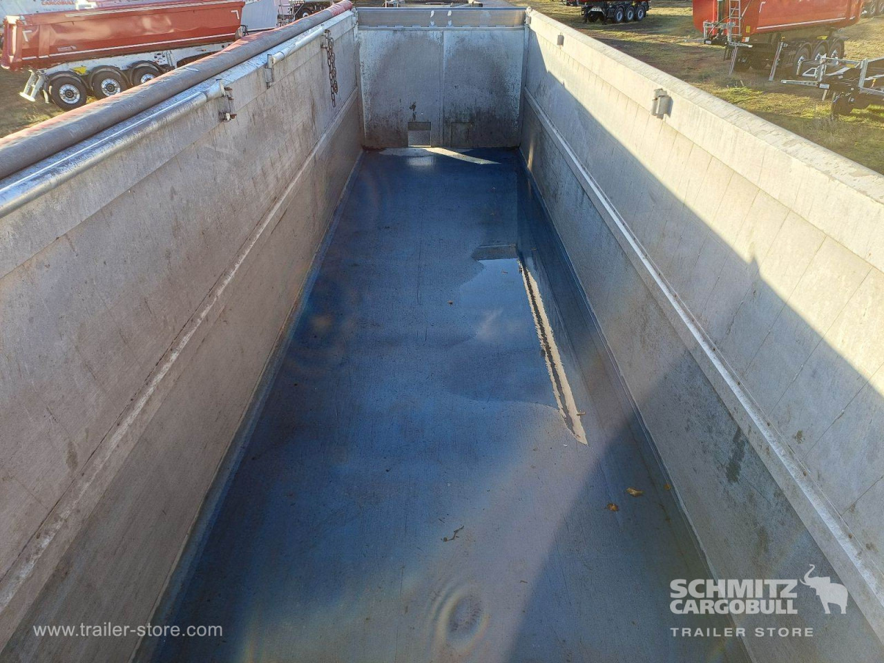 SCHMITZ Auflieger Kipper Alukastenmulde 44m³ - Кипер полуприколка: слика 5 SCHMITZ Auflieger Kipper Alukastenmulde 44m³ - Кипер полуприколка: слика 5