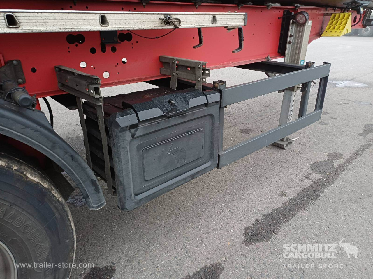 SCHMITZ Auflieger Kipper Stahlrundmulde 51m³ - Кипер полуприколка: слика 4 SCHMITZ Auflieger Kipper Stahlrundmulde 51m³ - Кипер полуприколка: слика 4