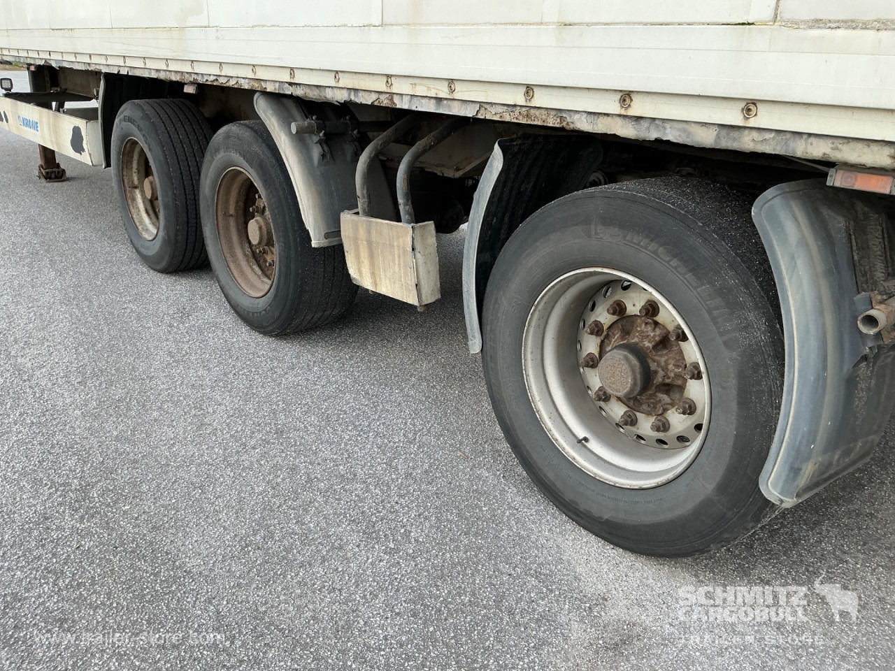 KRONE Dryfreight Standard Taillift - Полуприколка сандучар: слика 2 KRONE Dryfreight Standard Taillift - Полуприколка сандучар: слика 2
